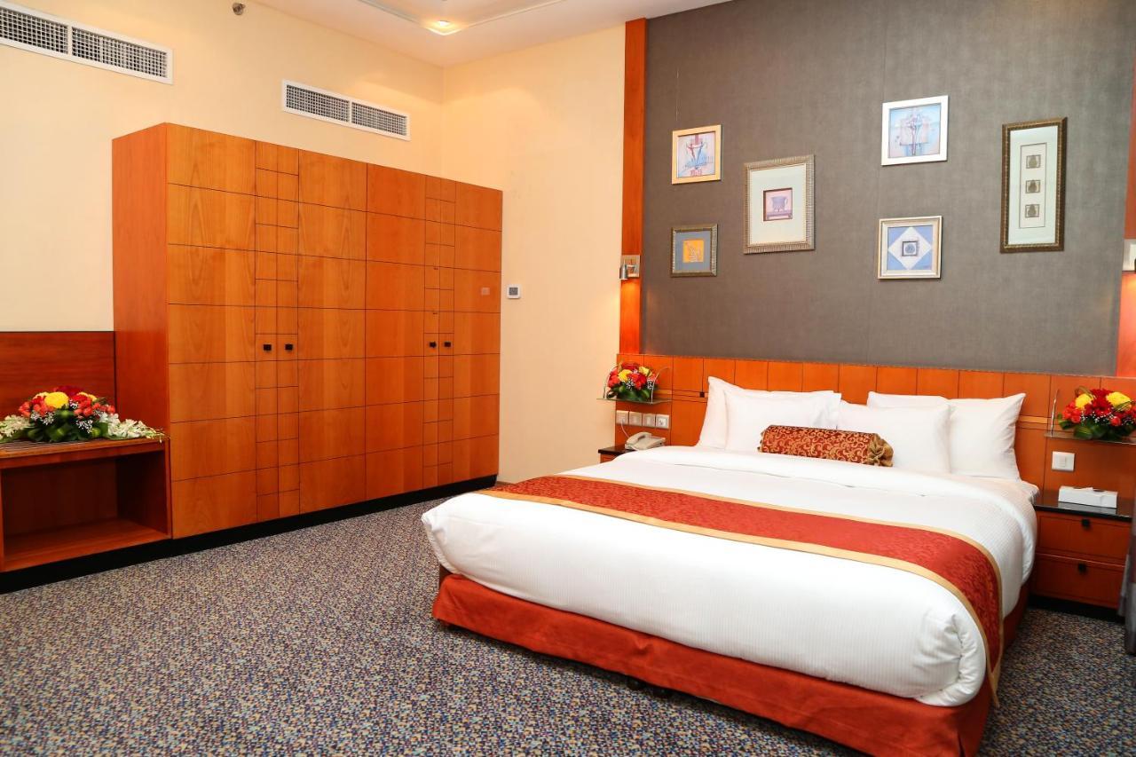 Gulf Court Hotel Manama Eksteriør bilde
