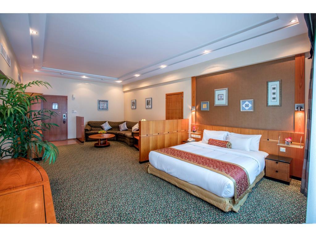 Gulf Court Hotel Manama Eksteriør bilde
